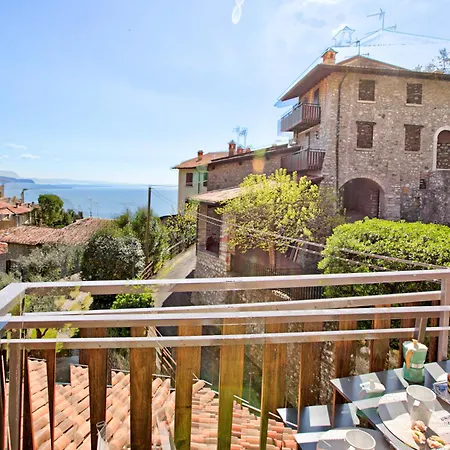Appartamento Luminose House With Shared Pool *