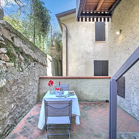 Luminose House With Shared Pool * Gardone Riviera